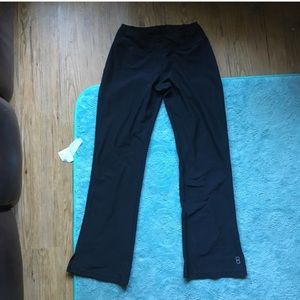 *SOLD* Lucy Short Black Yoga Pants
